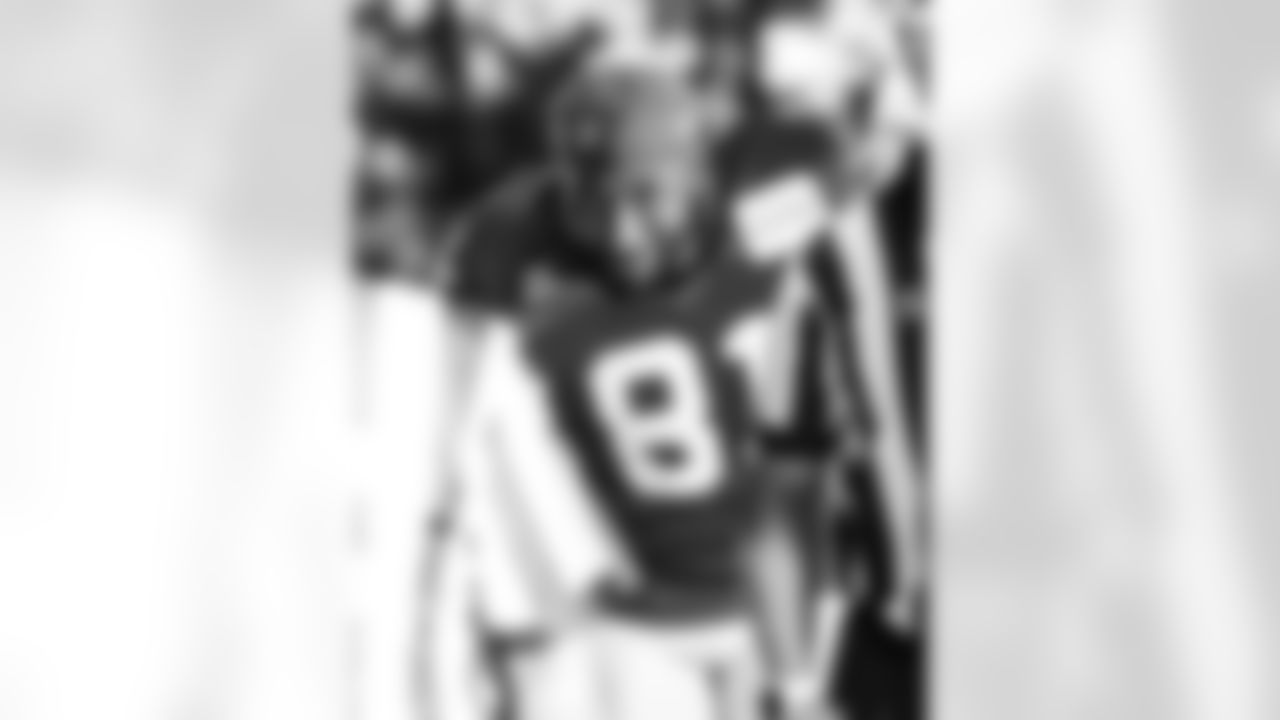 TE Mo Alie-Cox #81