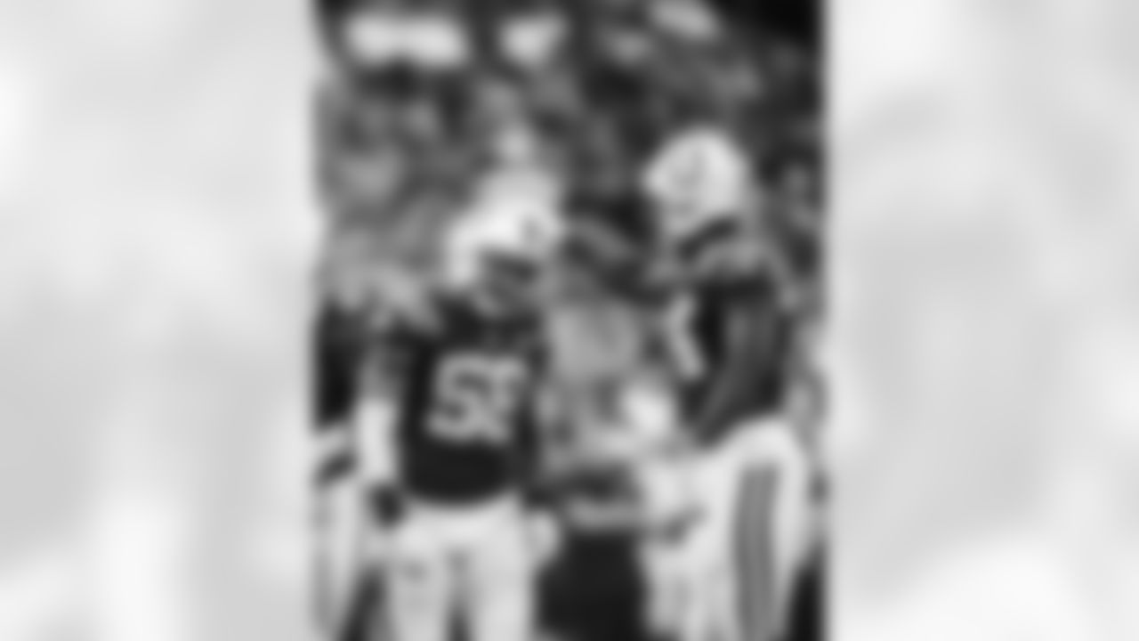 LB Austin Ajiake #58