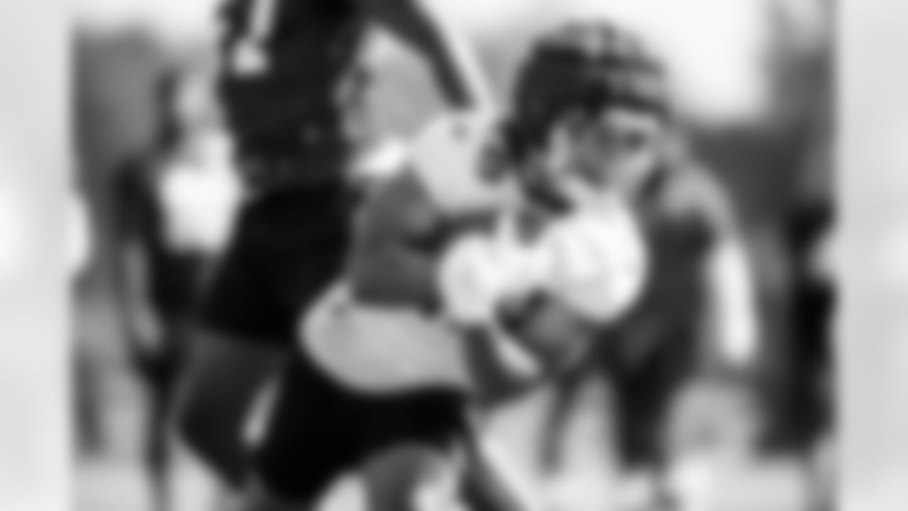 RB Jonathan Taylor #28