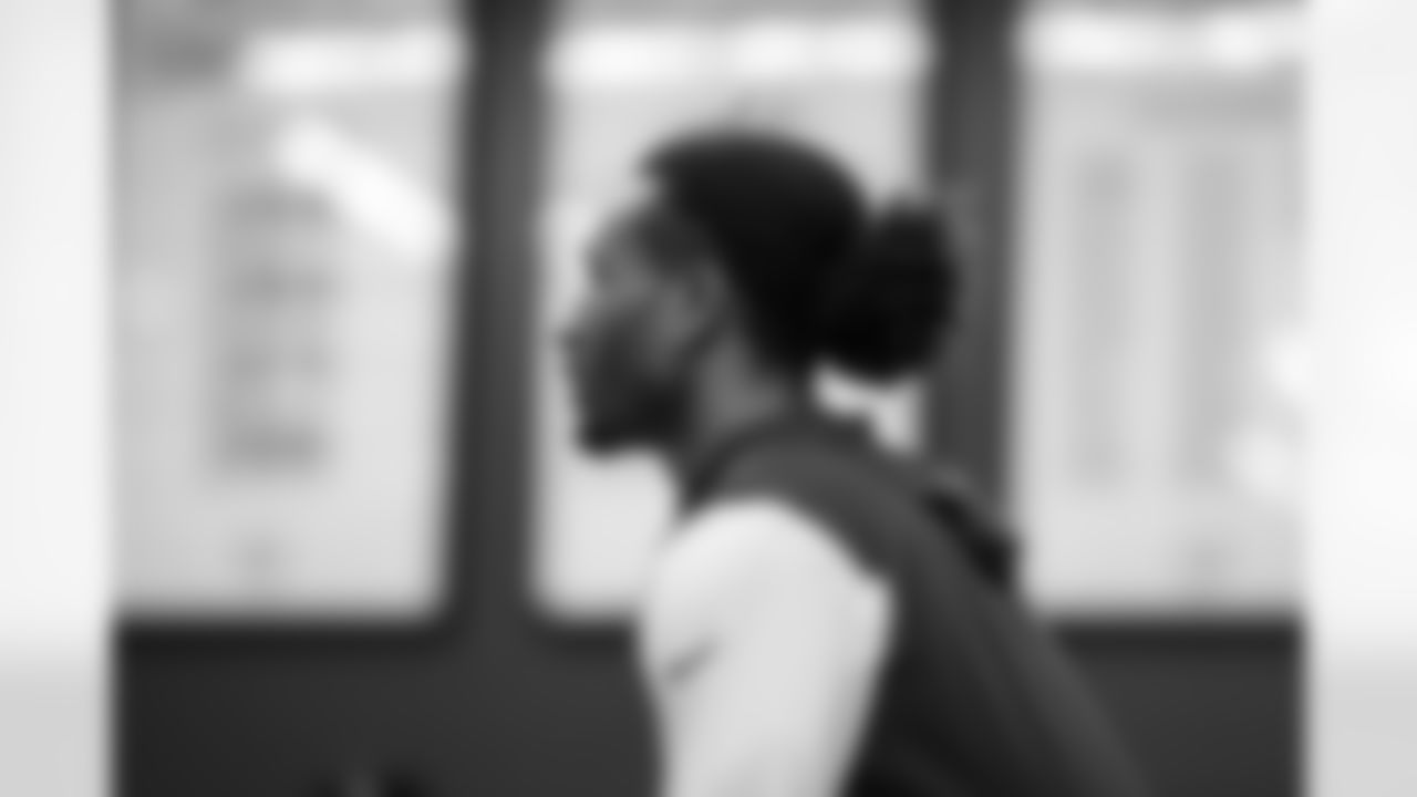 32 S Julian Blackmon