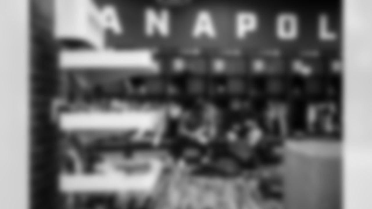 OL Josh Sills #66 and C Danny Pinter #63