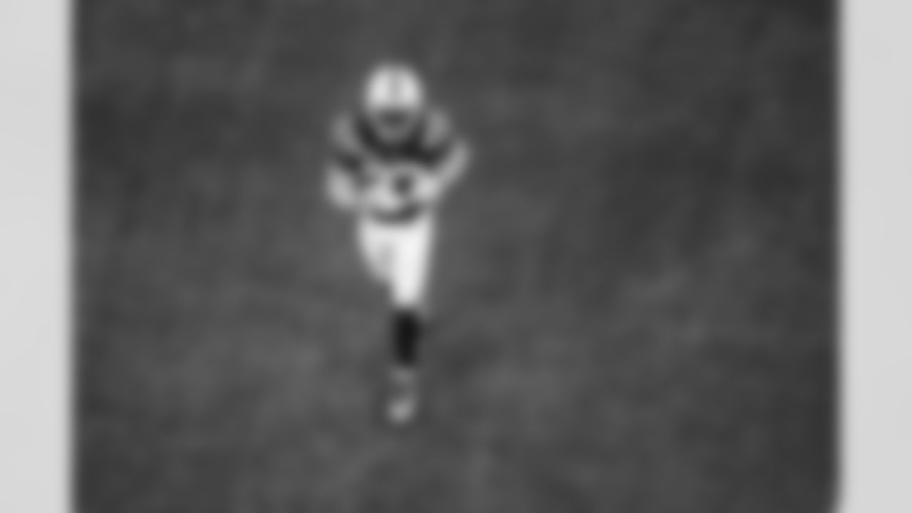 CB Kenny Moore II #23