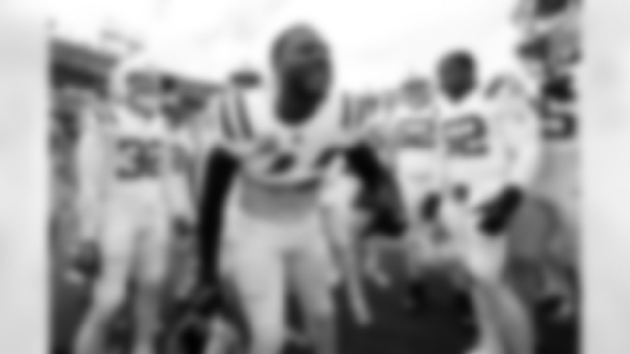 32 S Julian Blackmon, 44 LB Zaire Franklin, 62 C Wesley French, 52 DE Samson Ebukam