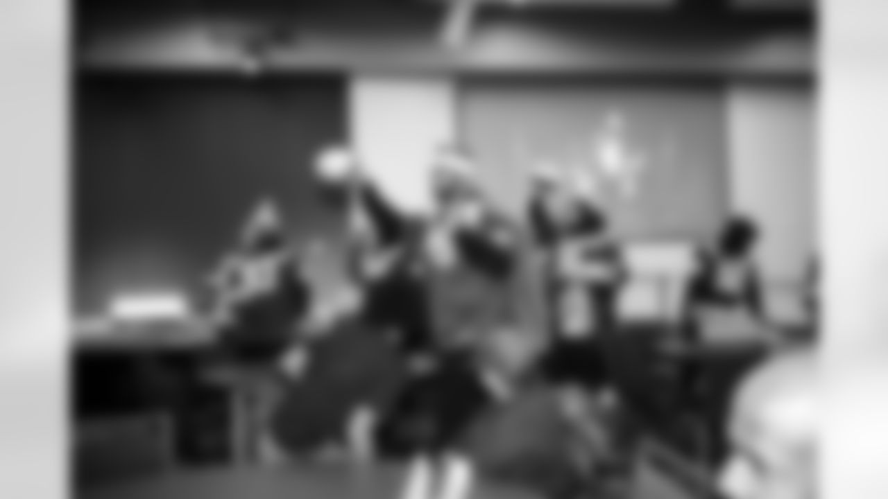 DT DeForest Buckner #99