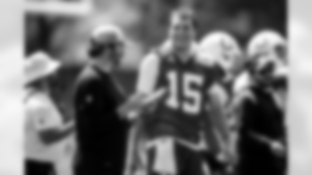 Alex Tanney Passing Game Coordinator and QBRiley Leonard#15
