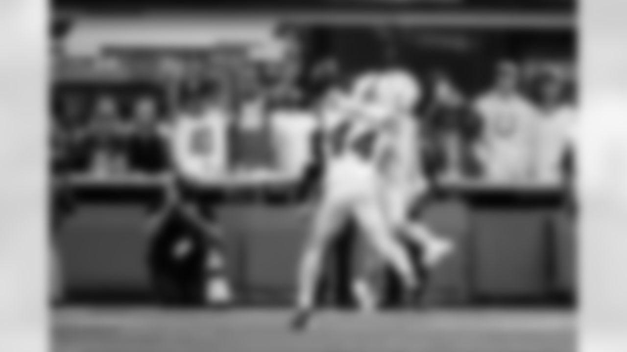 44 - LB Zaire Franklin