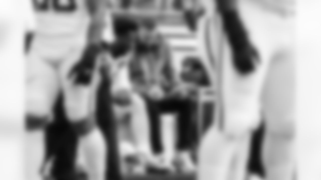 LB Zaire Franklin #44 and Lou Anarumo Defensive Coordinator