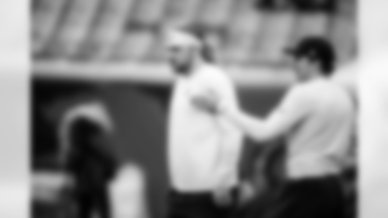 TE Tyler Warren #84 and QB Riley Leonard #15