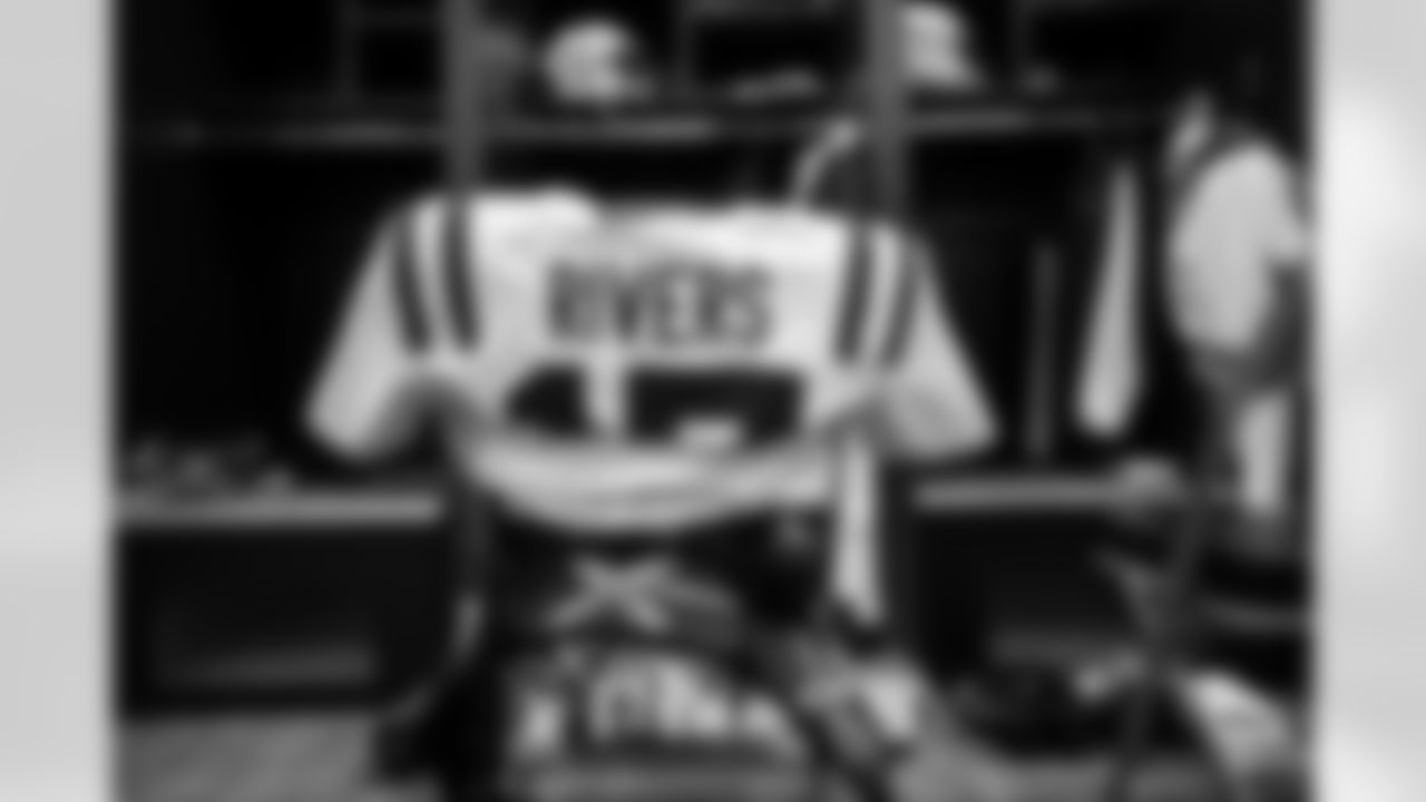 QB Phillip Rivers #17