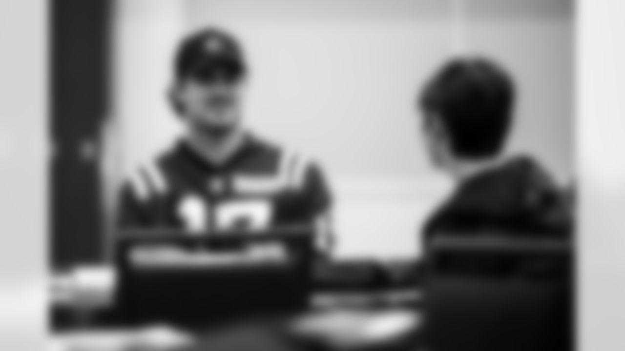 QB Daniel Jones #17