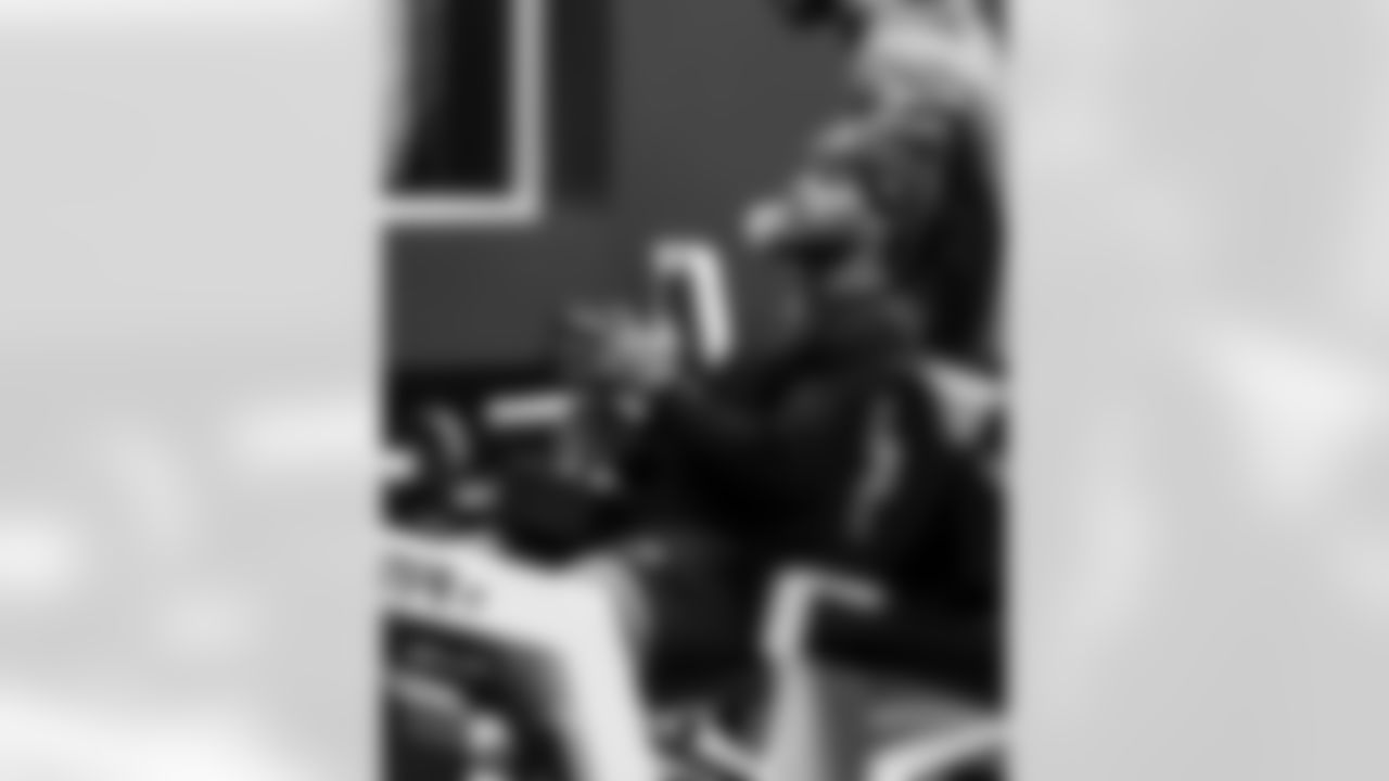 CB Cameron Mitchell #43