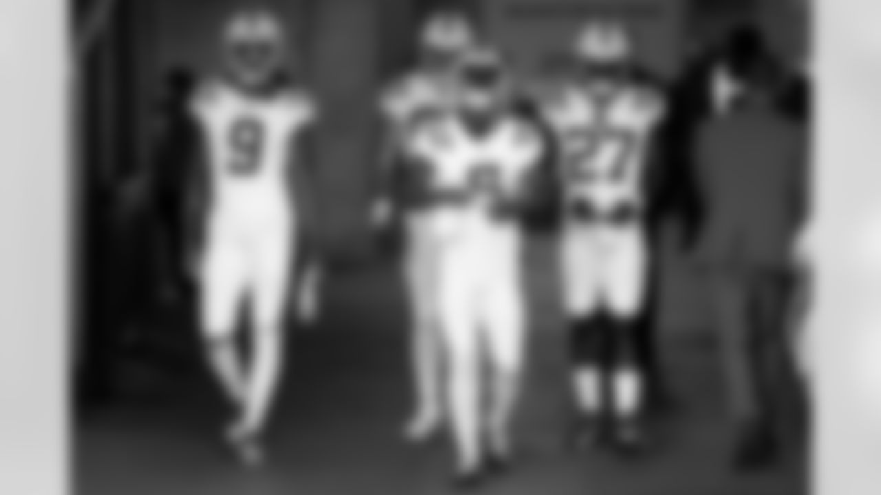9 WR Juwann Winfree, 83 TE Kylen Granson, 6 WR Isaiah McKenzie, 27 RB Trey Sermon