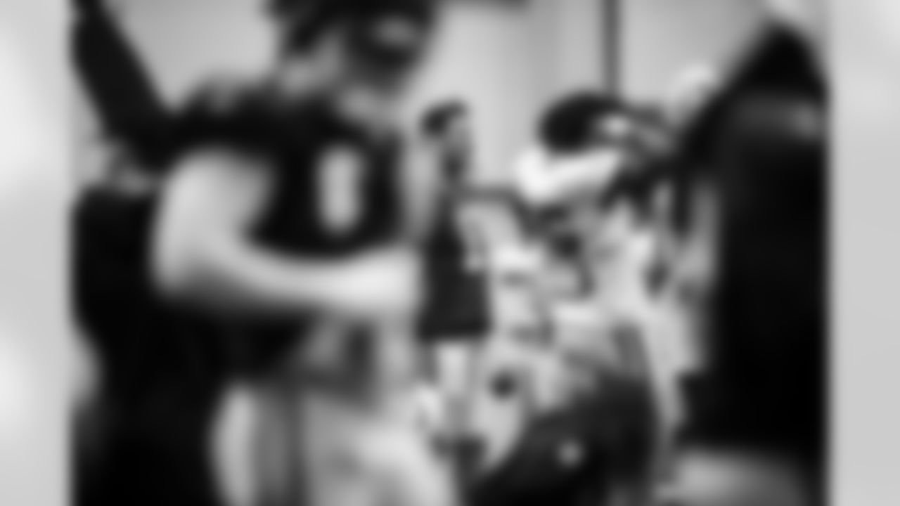 QB Philip Rivers #17