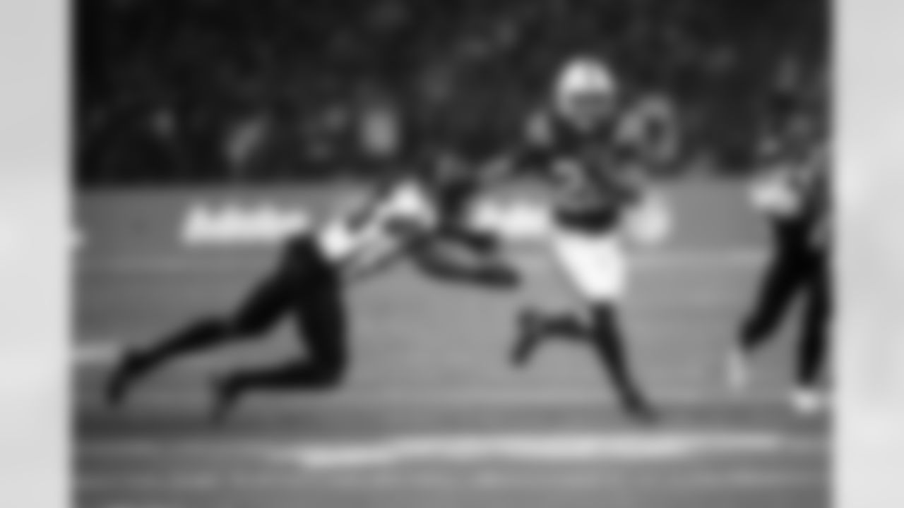 RB Jonathan Taylor #28