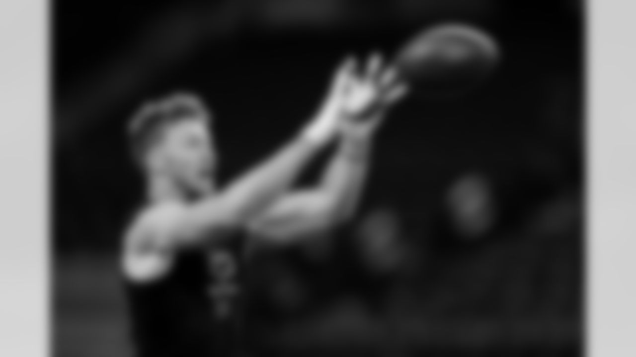 Oregon defensive back Dillon Thieneman (52) participates in a drill during the 2026 NFL Scouting Combine on Friday, February 27, 2026 in Indianapolis, Indiana. (Lauren Leigh Bacho/NFL)