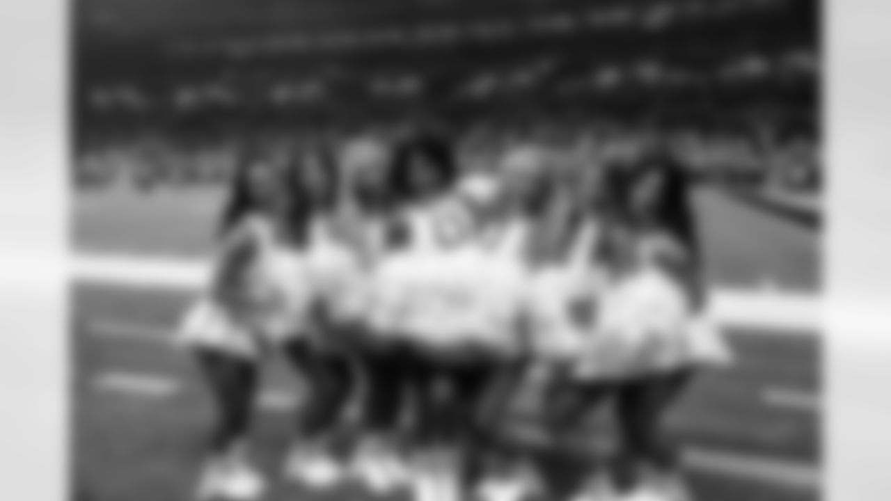 Natsume N., Laura P., Jamie H., Jada W., Mary K., Maddy O. and Victoria F.