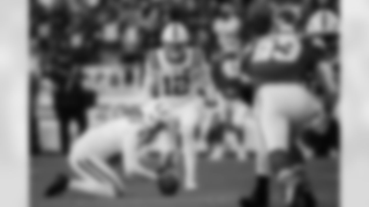 P Rigoberto Sanchez #8 and K Michael Badgley #12