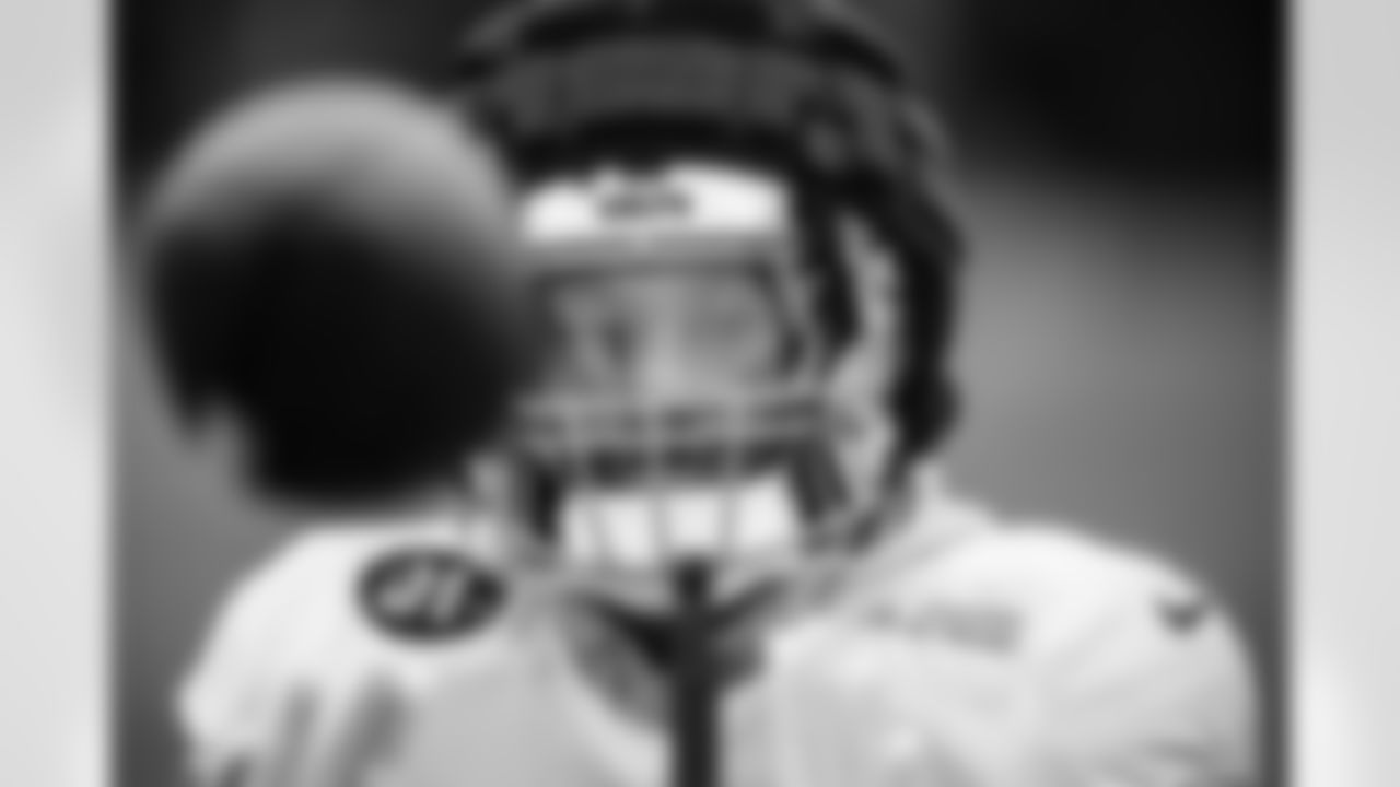 RB Jonathan Taylor #28