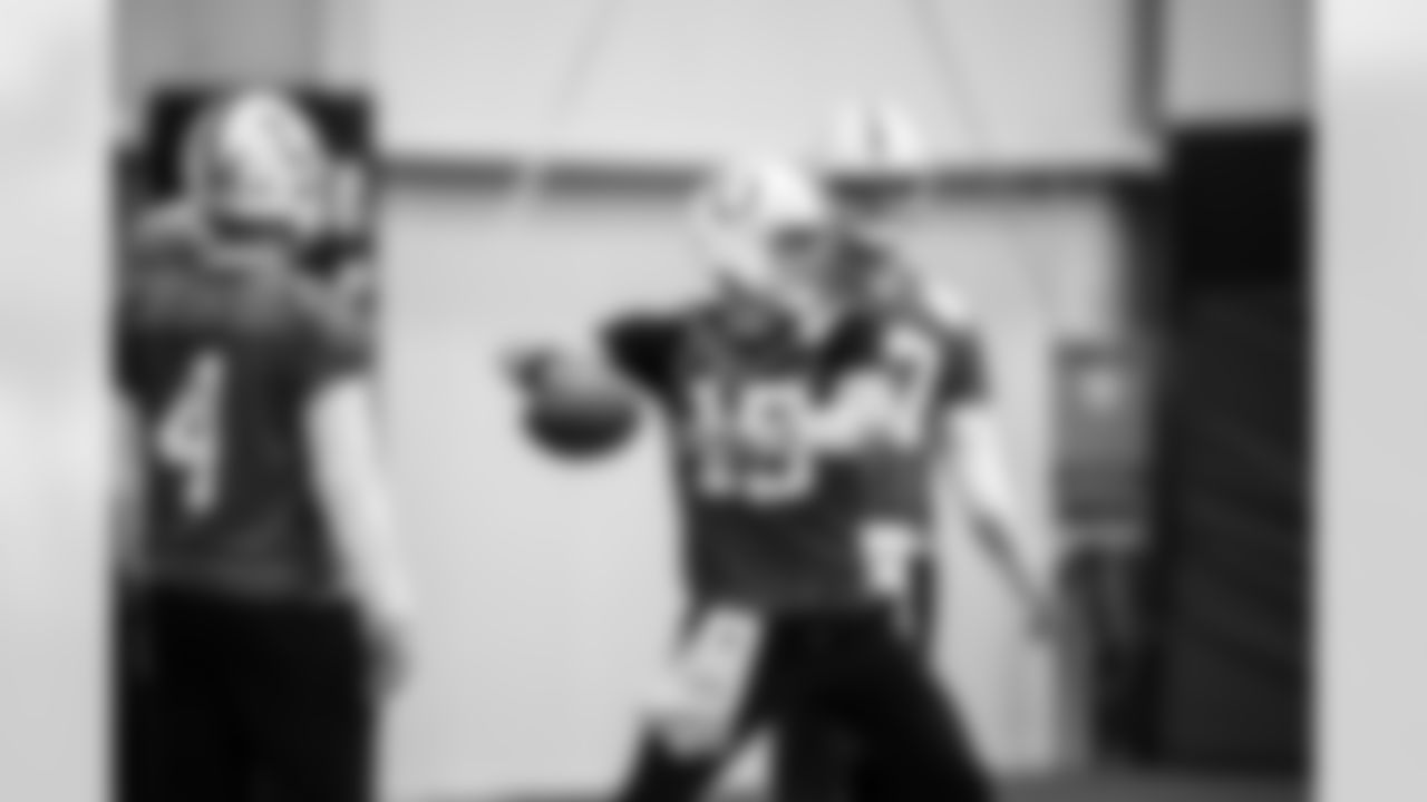 QB Riley Leonard #15