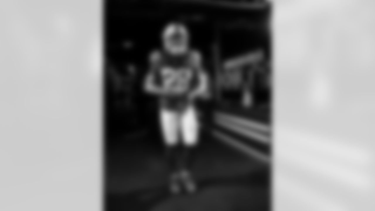 RB Jonathan Taylor #28