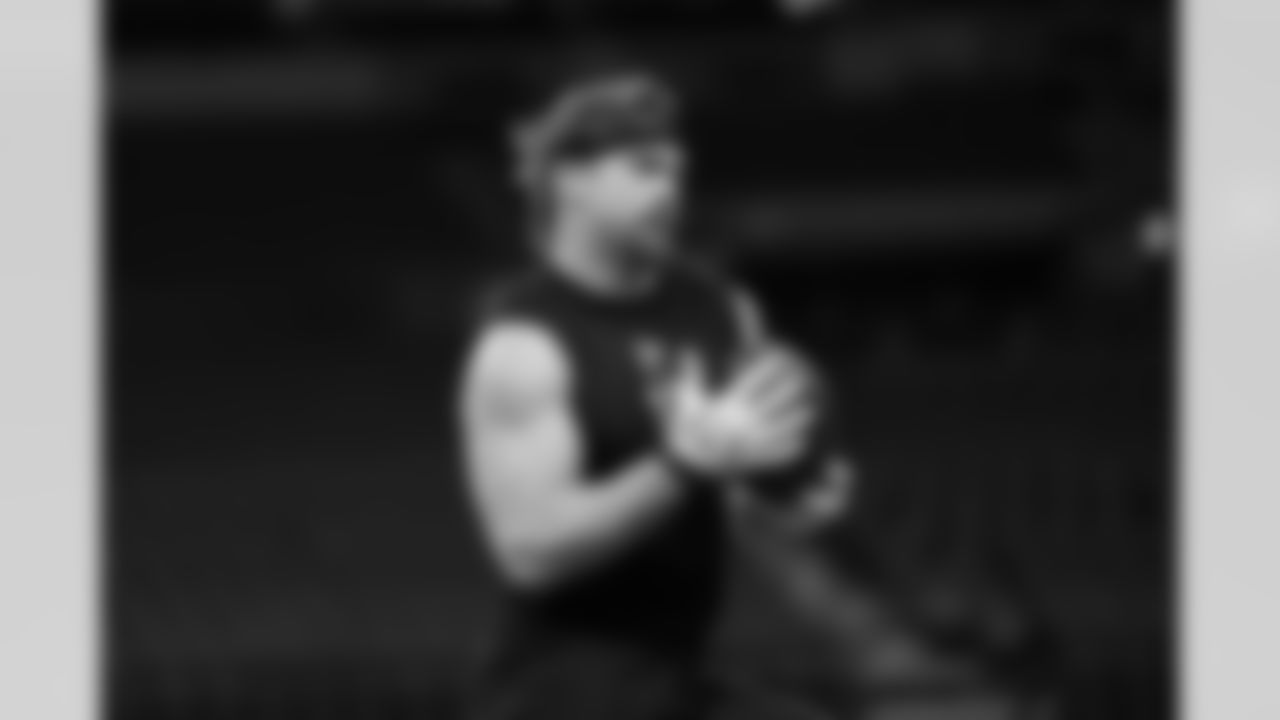 Oklahoma tight end Jaren Kanak (11) participates in a drill during the 2026 NFL Scouting Combine on Friday, February 27, 2026 in Indianapolis, Indiana. (Cooper Neill/NFL)