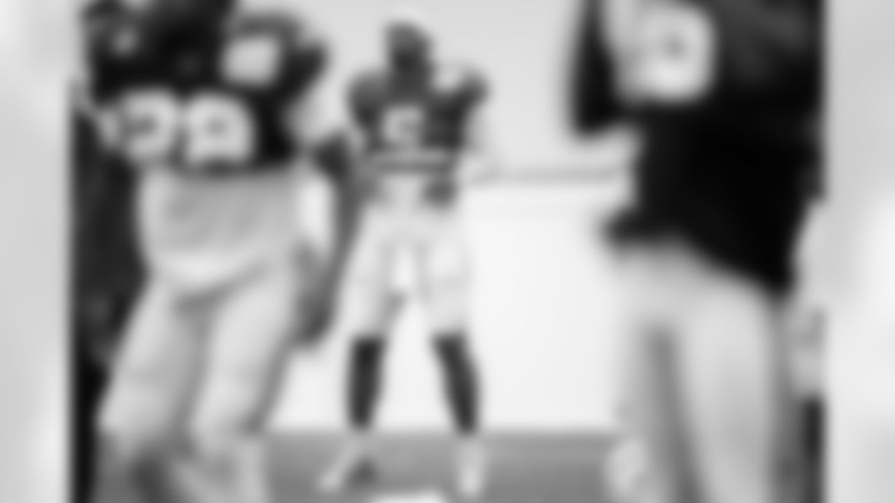 QB Anthony Richardson #5