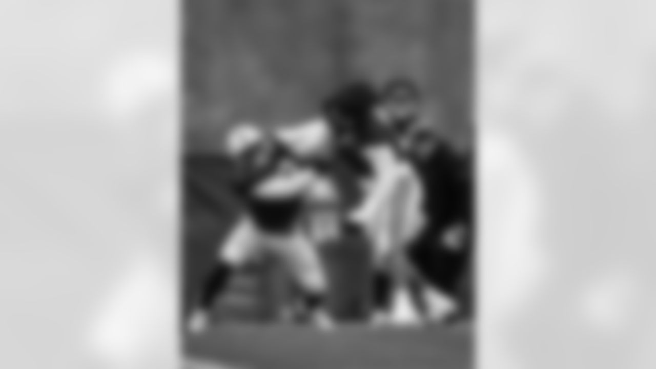 DT Tim Smith #93 and DT Grover Stewart #90