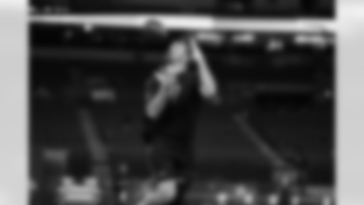 Southern California tight end Lake McRee (17) participates in a drill during the 2026 NFL Scouting Combine on Friday, February 27, 2026 in Indianapolis, Indiana. (Cooper Neill/NFL)