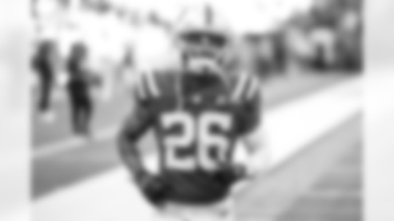 2025_1012_AZ_Pregame_0009