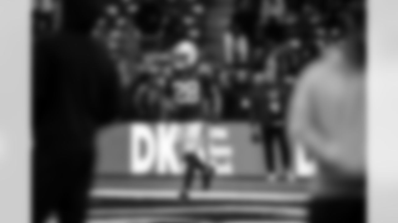 RB Jonathan Taylor #28