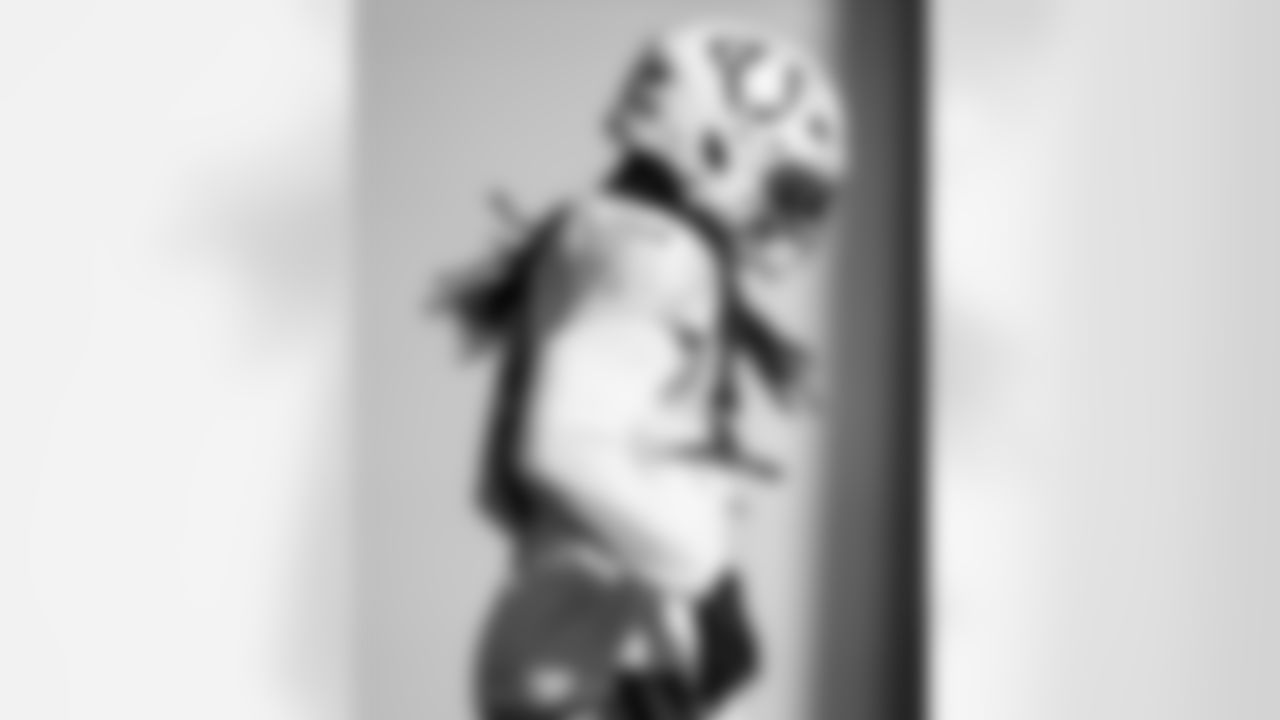 LB Buddy Johnson #59