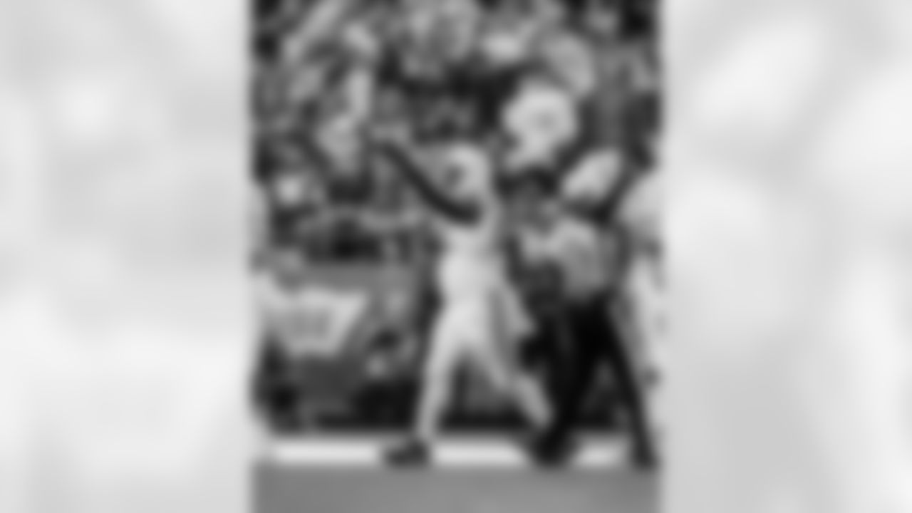 DT Neville Gallimore #92