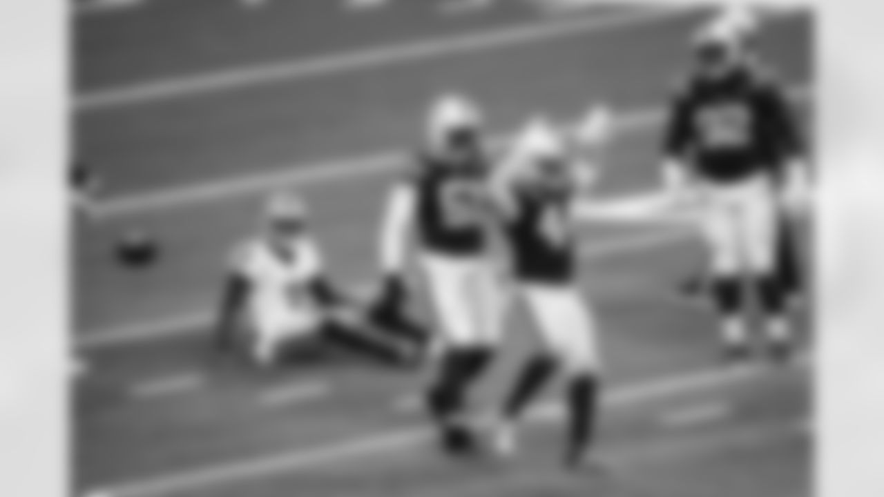 DE Kwity Paye #51 and LB Zaire Franklin #44
