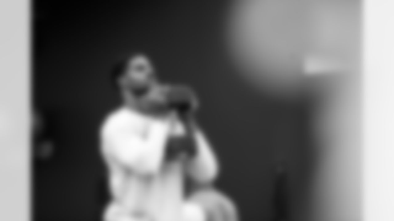 CB Jonathan Edwards #35