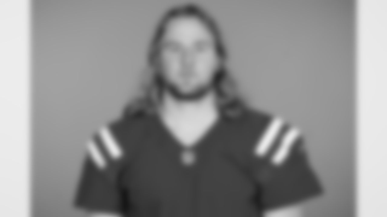 TE Tyler Warren #84