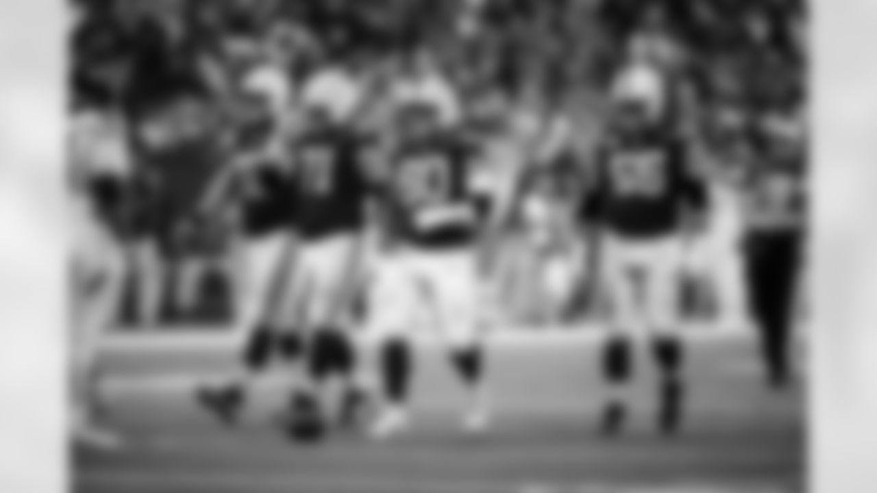 T Braden Smith #72, G Matt Goncalves #71, G Tanor Bortolini #60 and G Quenton Nelson #56