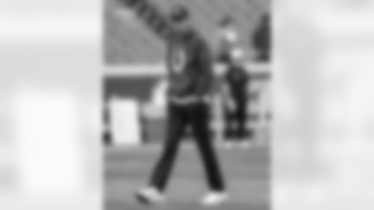 2025_1123_KC_Pregame_0002