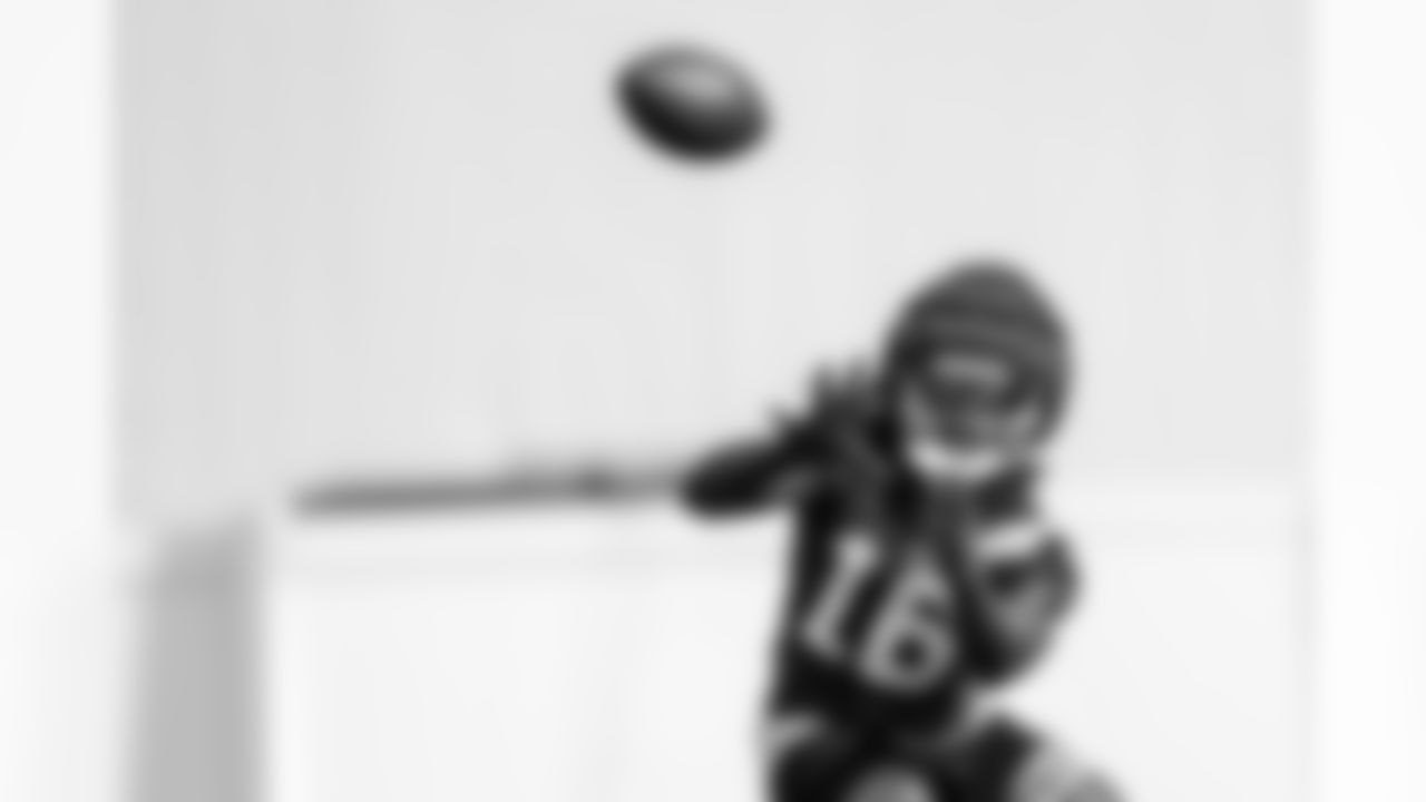 WR Ashton Dulin #16