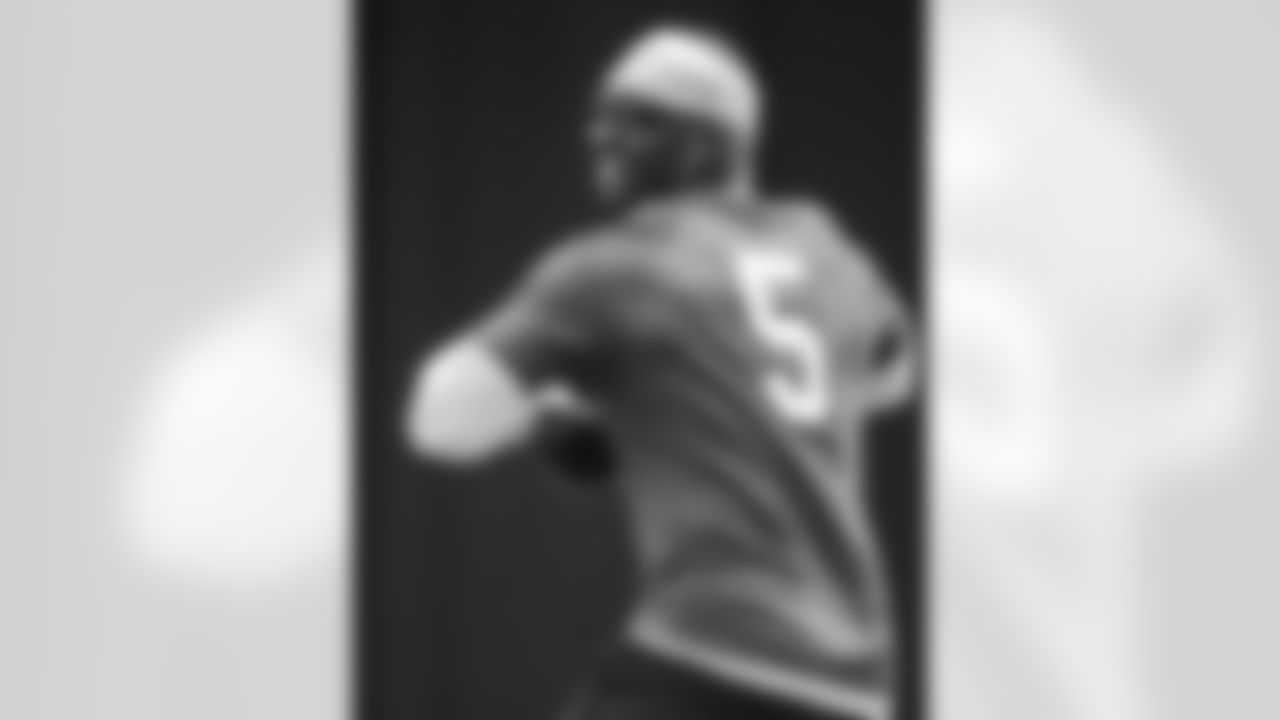 QB Anthony Richardson #5