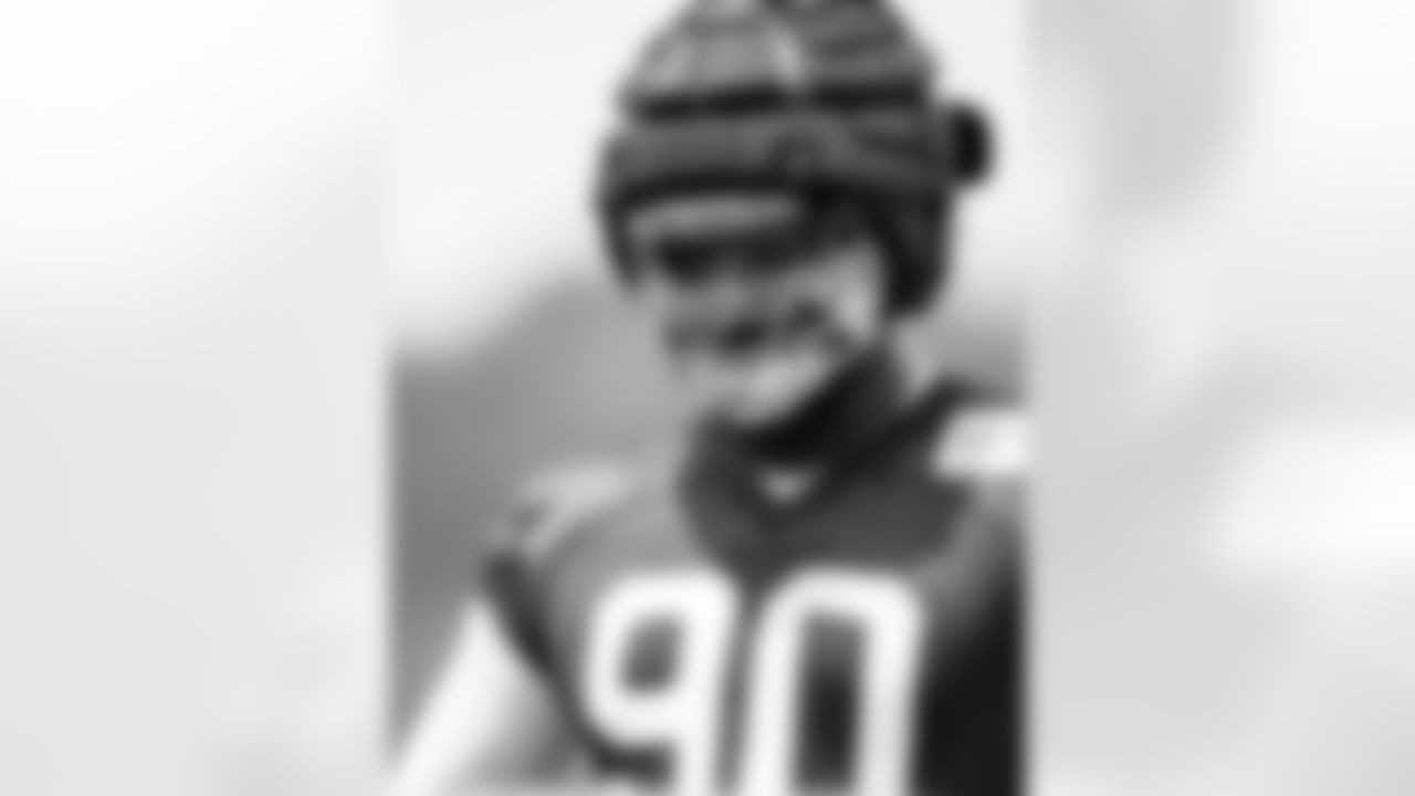 DT Grover Stewart #90