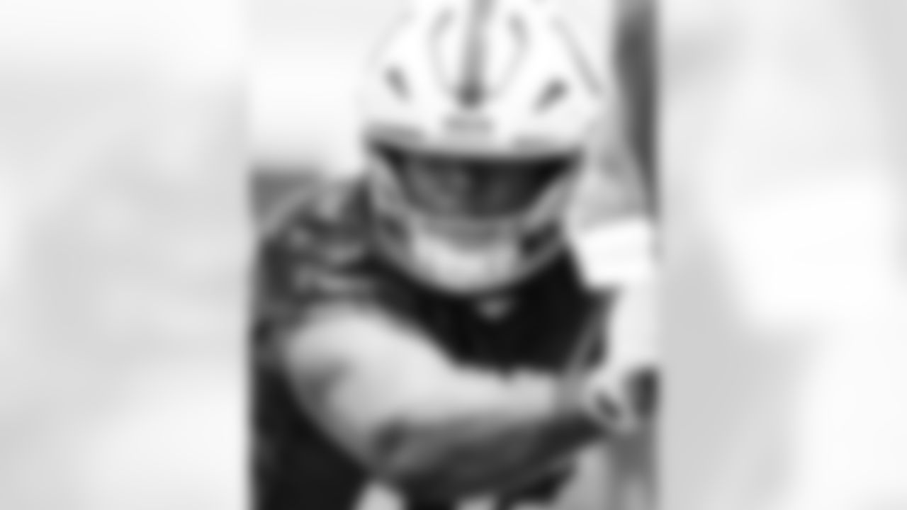 DT Tim Smith #93