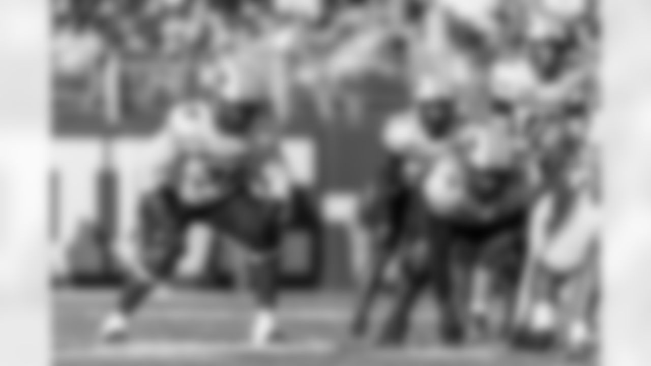 FILE - Missouri offensive lineman Armand Membou (79) sets up at the line of scrimmage during the first half of an NCAA college football game against Alabama, Saturday, Oct. 26, 2024, in Tuscaloosa, Ala. (AP Photo/Vasha Hunt, File)