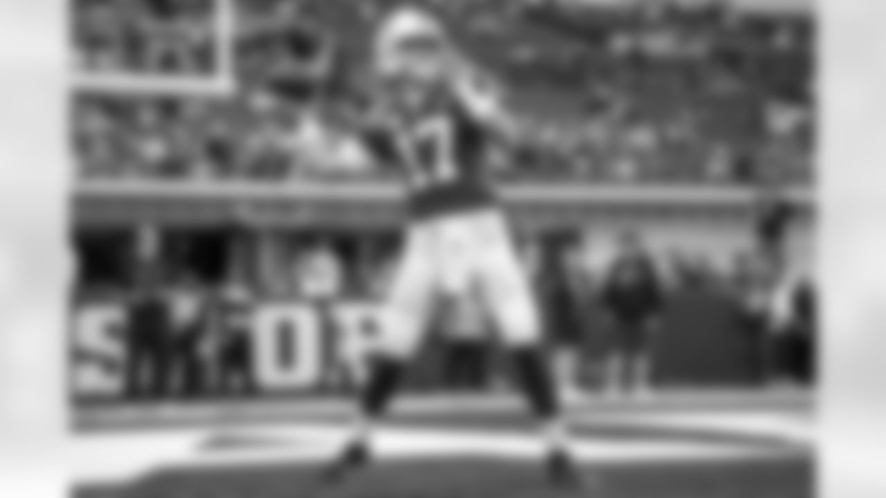 2025_1012_AZ_Pregame_0007