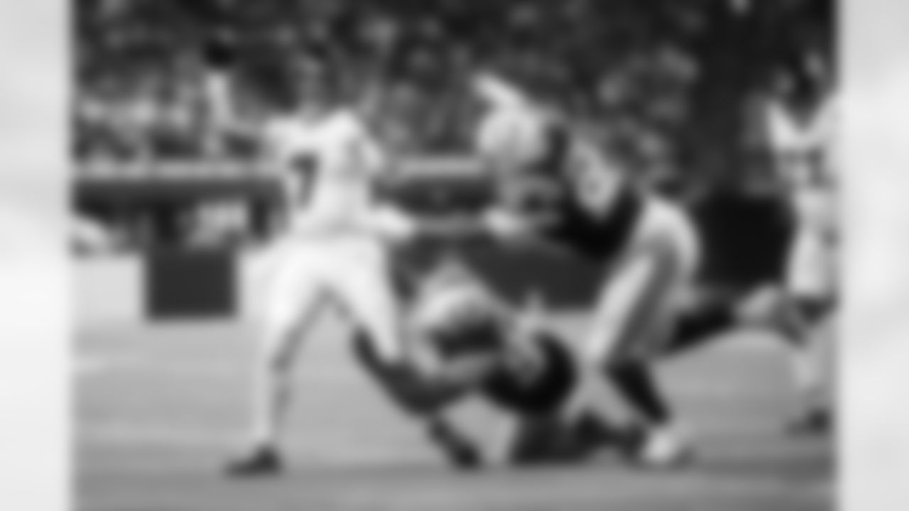 DE Tyquan Lewis #94 and DT Grover Stewart #90