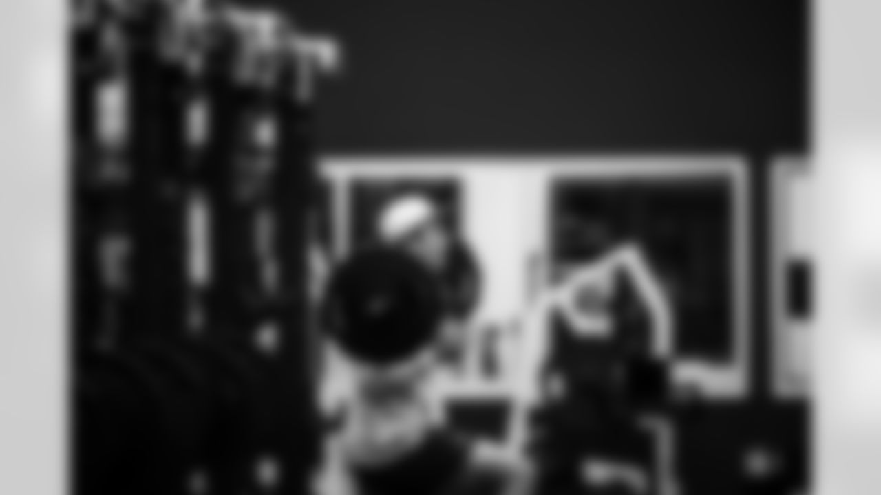 QB Riley Leonard #15