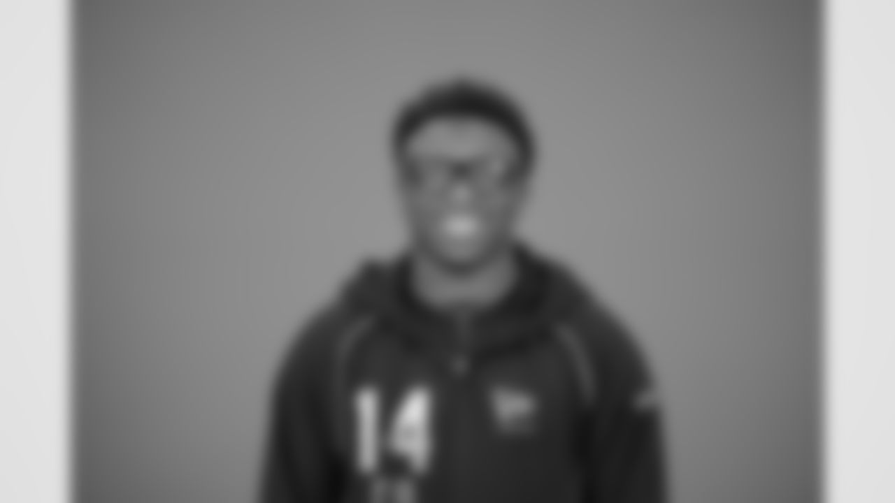 Tennessee defensive back Colton Hood (14) poses for a portrait at the NFL football scouting combine in Indianapolis, Wednesday, Feb. 25, 2026 (AJ Mast/AP Content Services for the NFL)