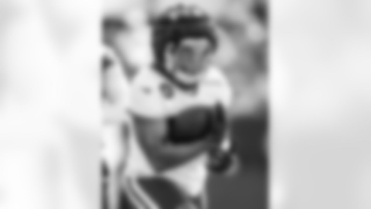 RB Jonathan Taylor #28