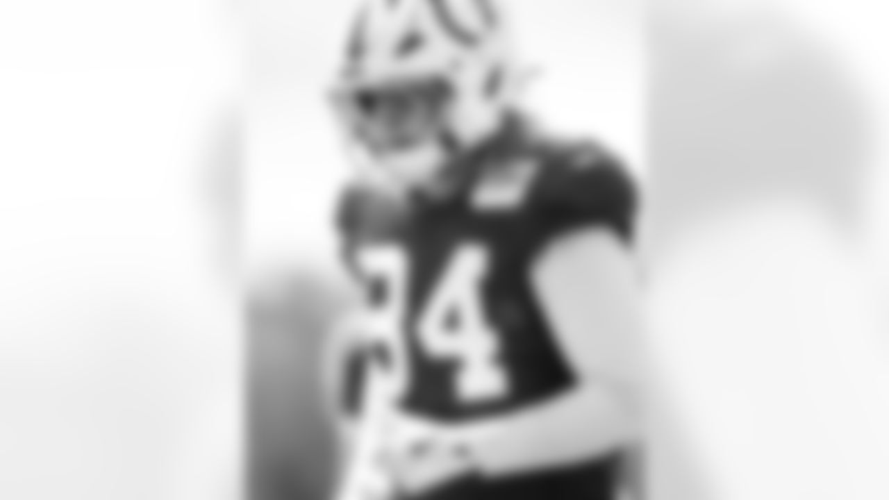 TE Tyler Warren #84