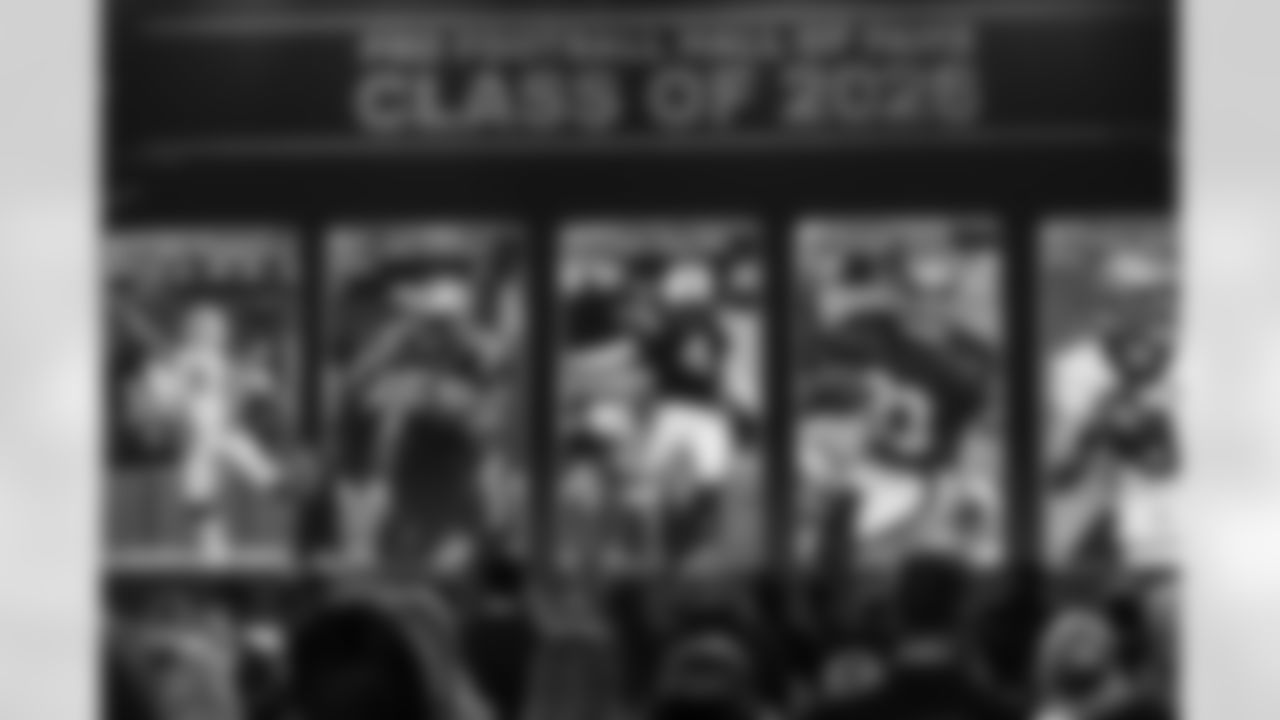 Pro Football Hall of Fame class of 2026 Luke Kuechly, Roger Craig, Larry Fitzgerald Jr., Adam Vinatieri Jr. and Drew Brees get introduced during the NFL Honors awards show on Thursday, February 5, 2026 in San Francisco, California. (Logan Bowles/NFL)