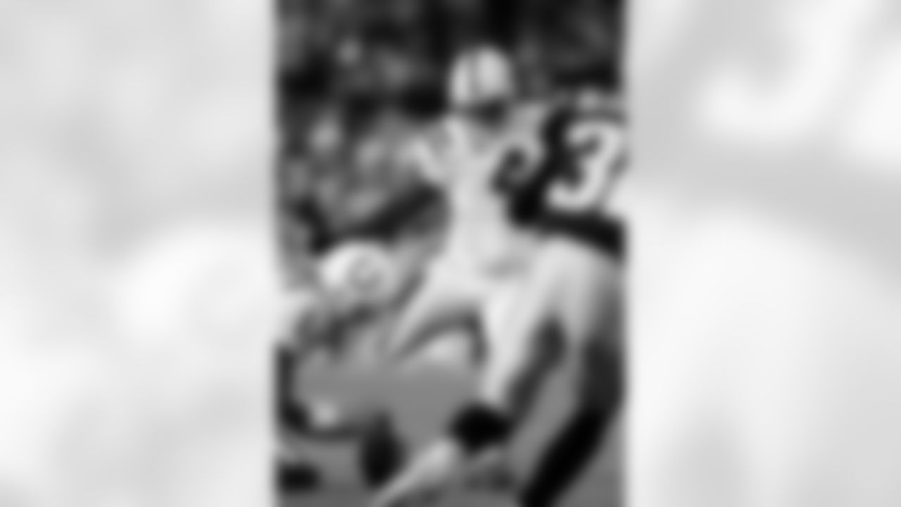 2010_1121_NE266_macht